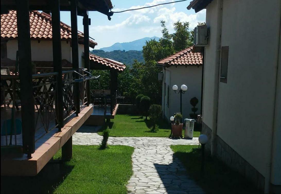 Karyon Apartments Kariófiton Dış mekan fotoğraf